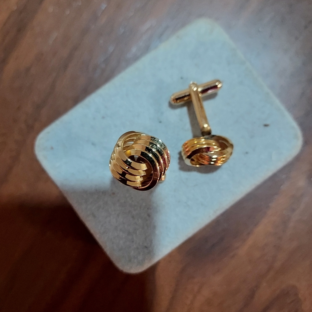 Colibri vintage 18K electroplated cufflinks